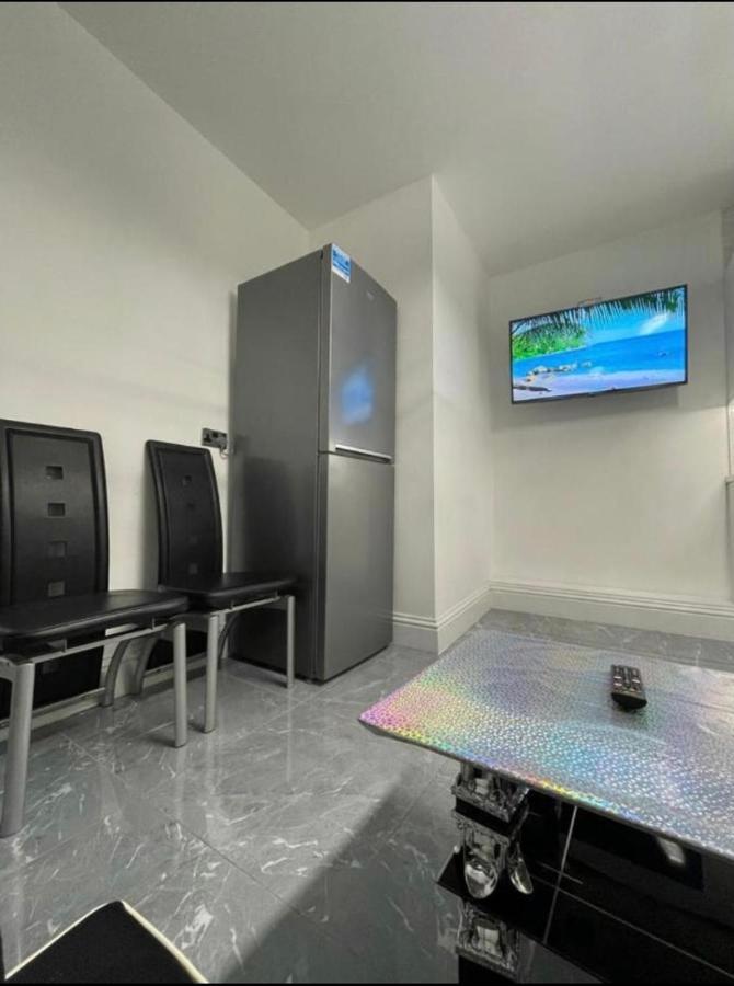 Entire 5 Star Luxury Whalley House Wifi Tv Luxury Burnley Exterior photo